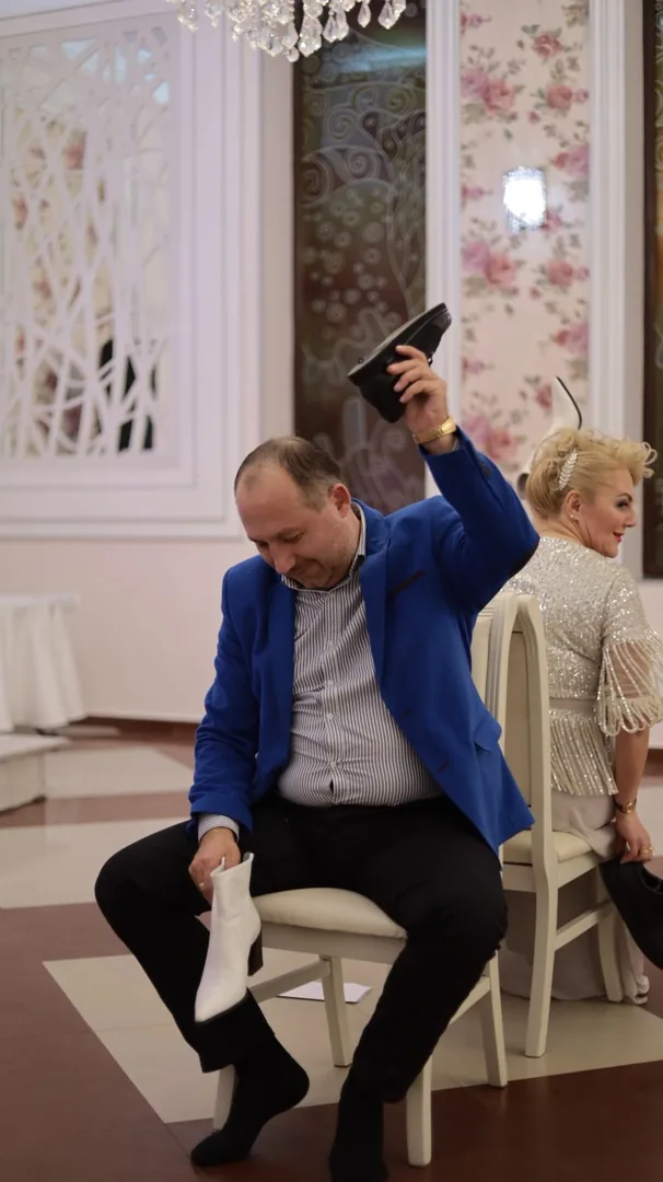 Zabawa weselna na parkiecie
