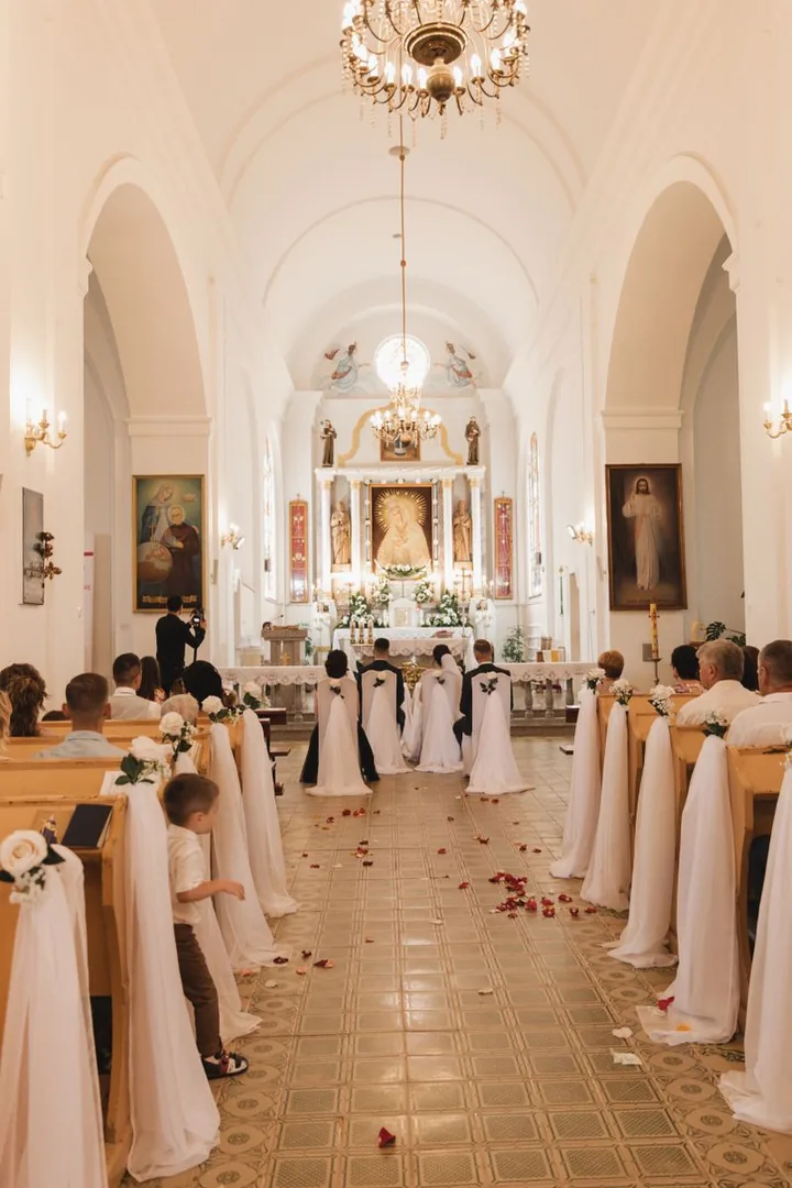 Ceremonia ślubna w kościele